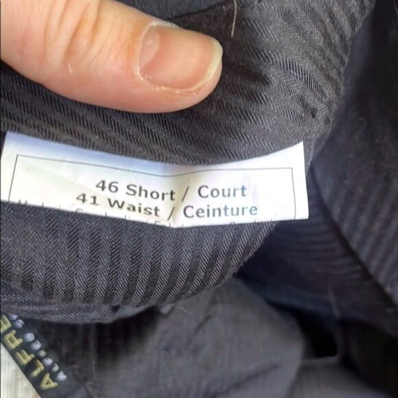 Black Tailored Suit Jacket With Notched Lapels - Picture 4 of 7